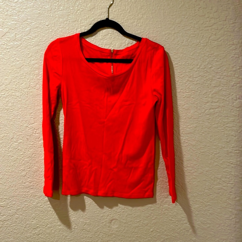 Lightweight, long sleeve percent cotton shirt